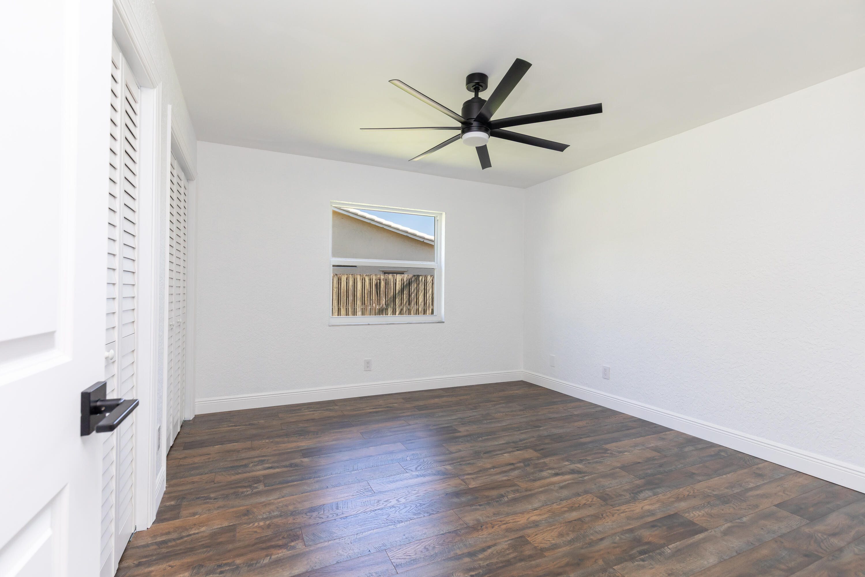 SHADOW WOOD - Residential