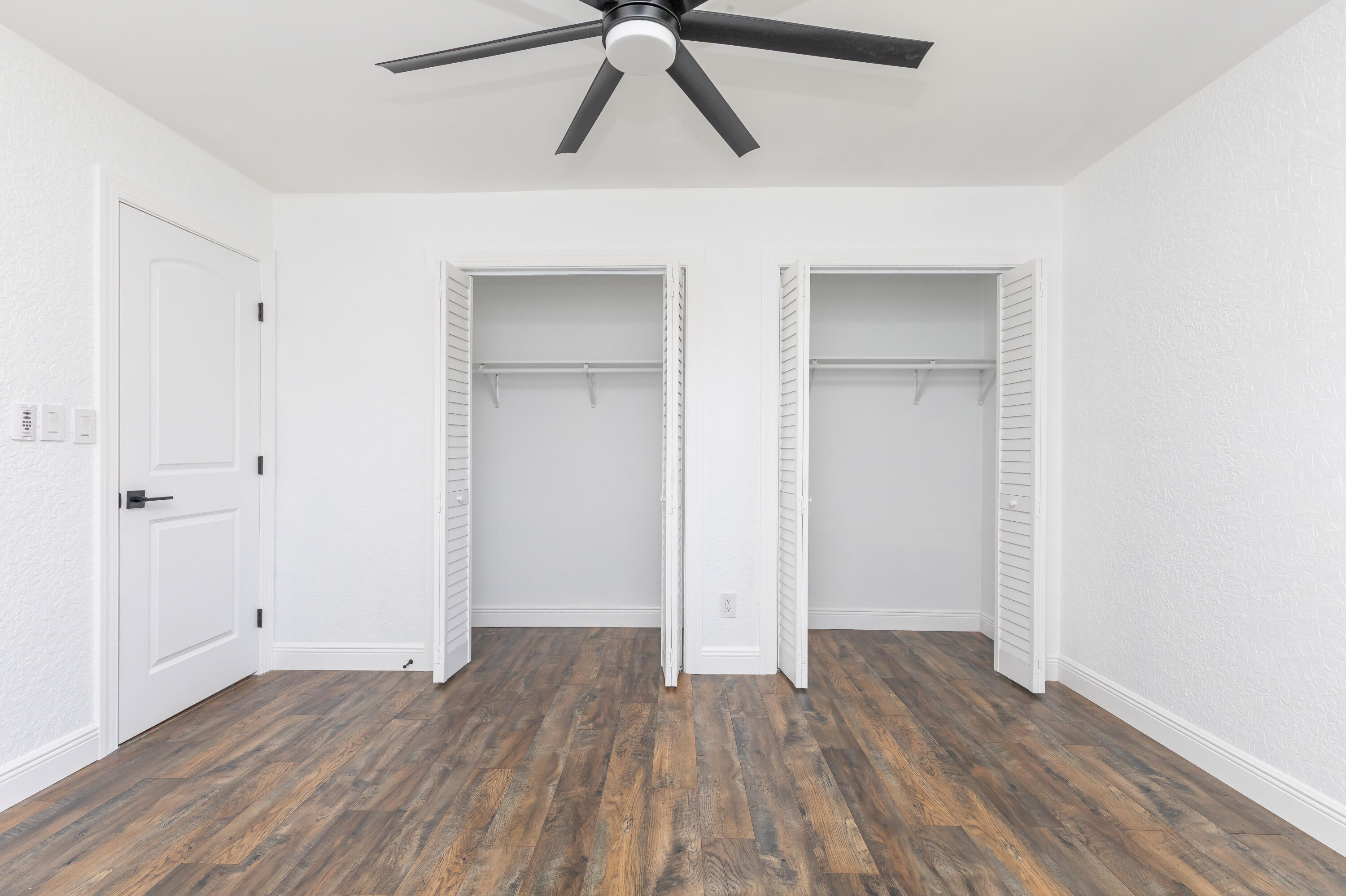 SHADOW WOOD - Residential