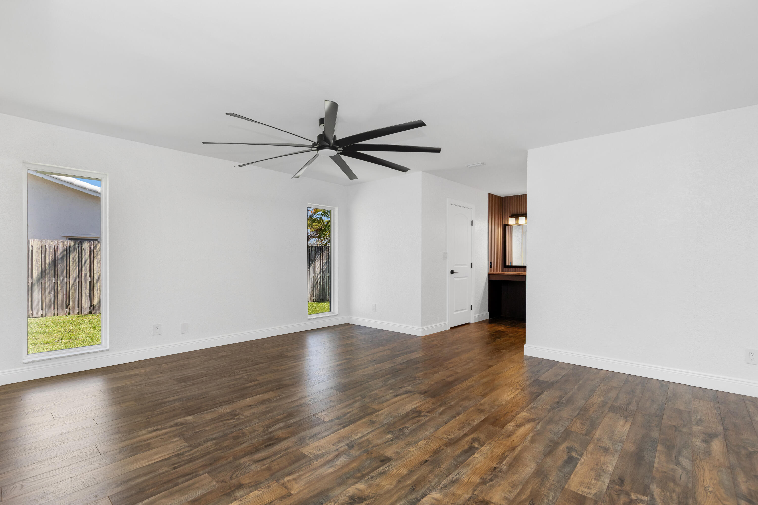 SHADOW WOOD - Residential