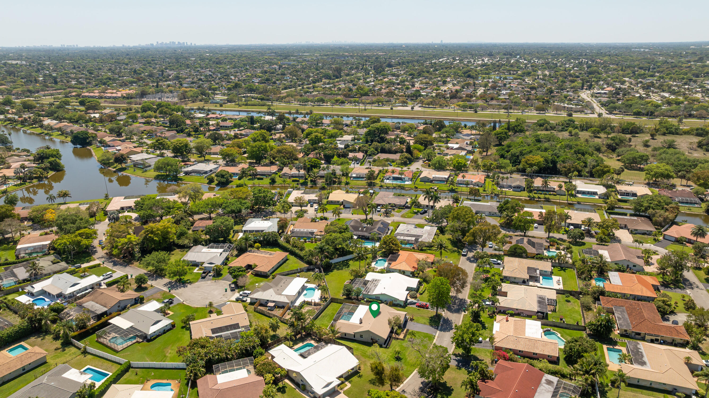 SHADOW WOOD - Residential