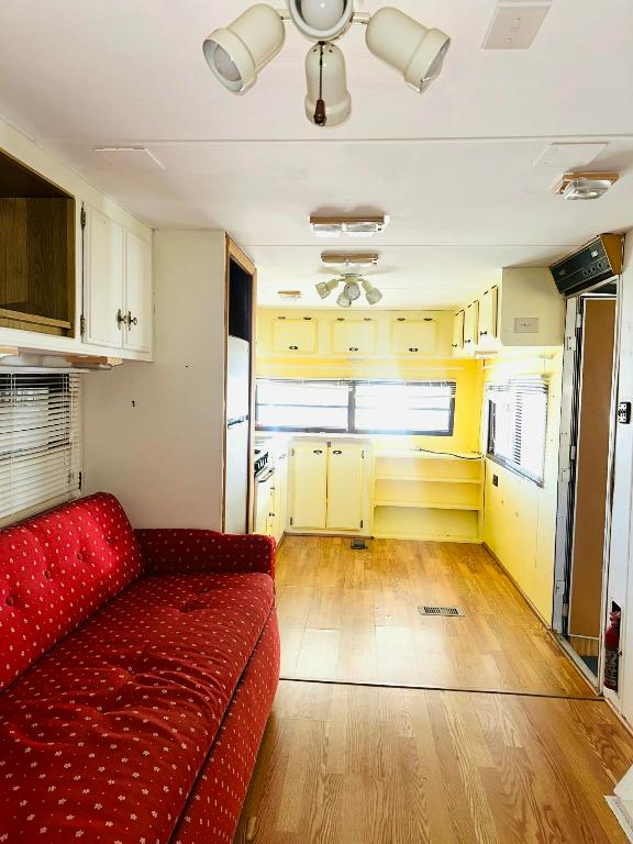 ANCIENT OAKS RV RESORT NO II - Residential