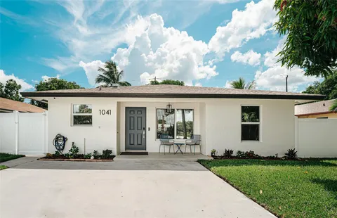 1041 SW 4th Ave, Delray Beach, FL MLS: F10503382