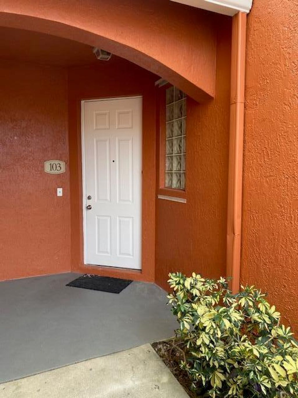 Photo of 49 SE Sedona Circle #103, Stuart, FL 34994 (MLS # R11029615)