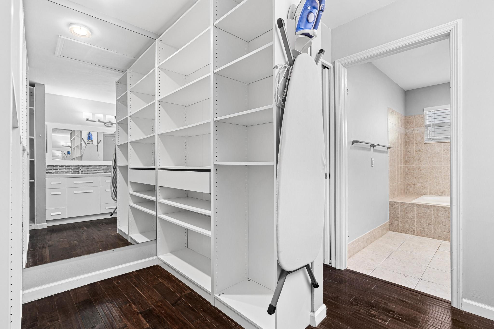 Shenandoah Sec Two 128-22 - Residential