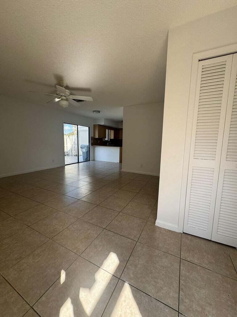 STURBRIDGE VILLAGE - Residential Lease