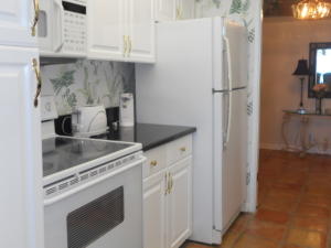 WATER GLADES CONDO - Residential Lease