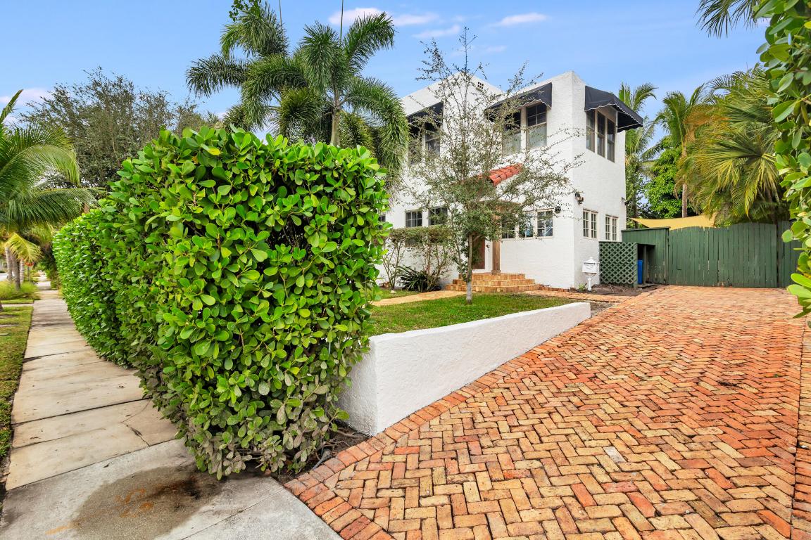 FLAMINGO PARK - Residential