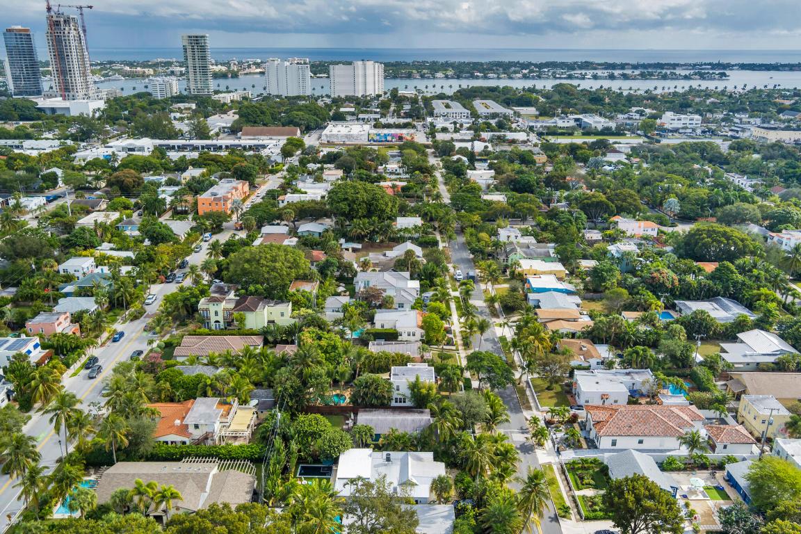 FLAMINGO PARK - Residential