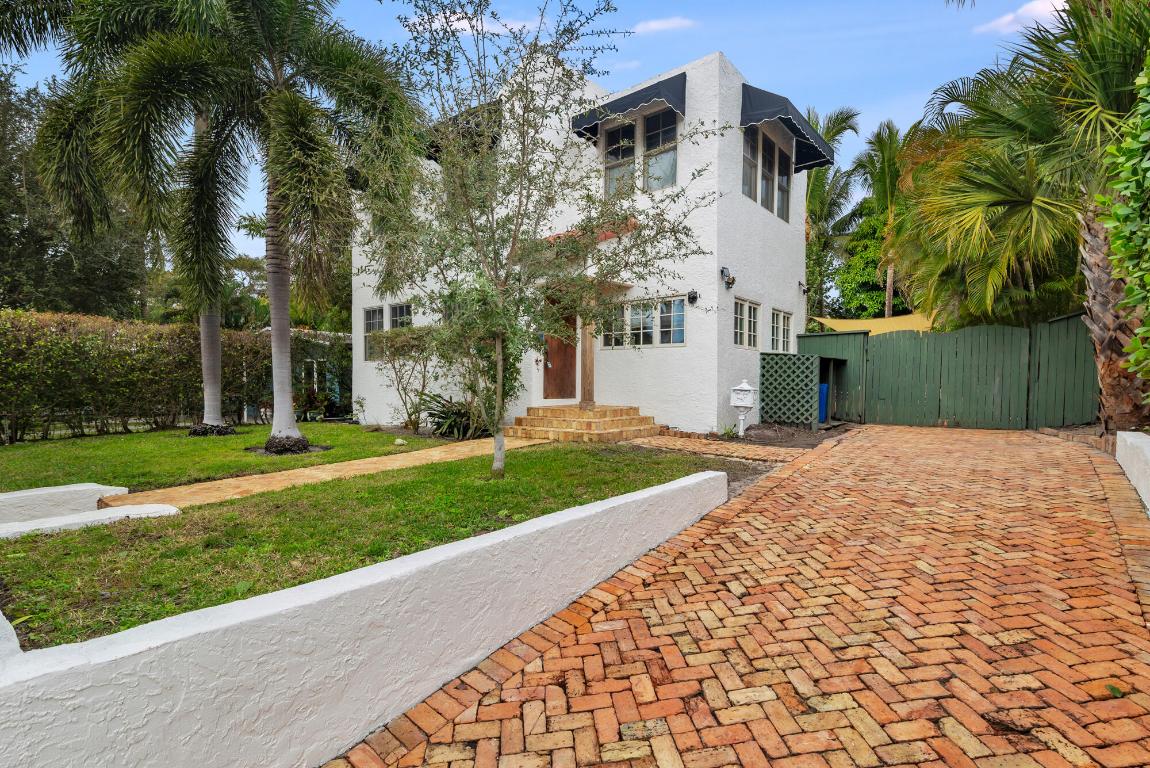 FLAMINGO PARK - Residential