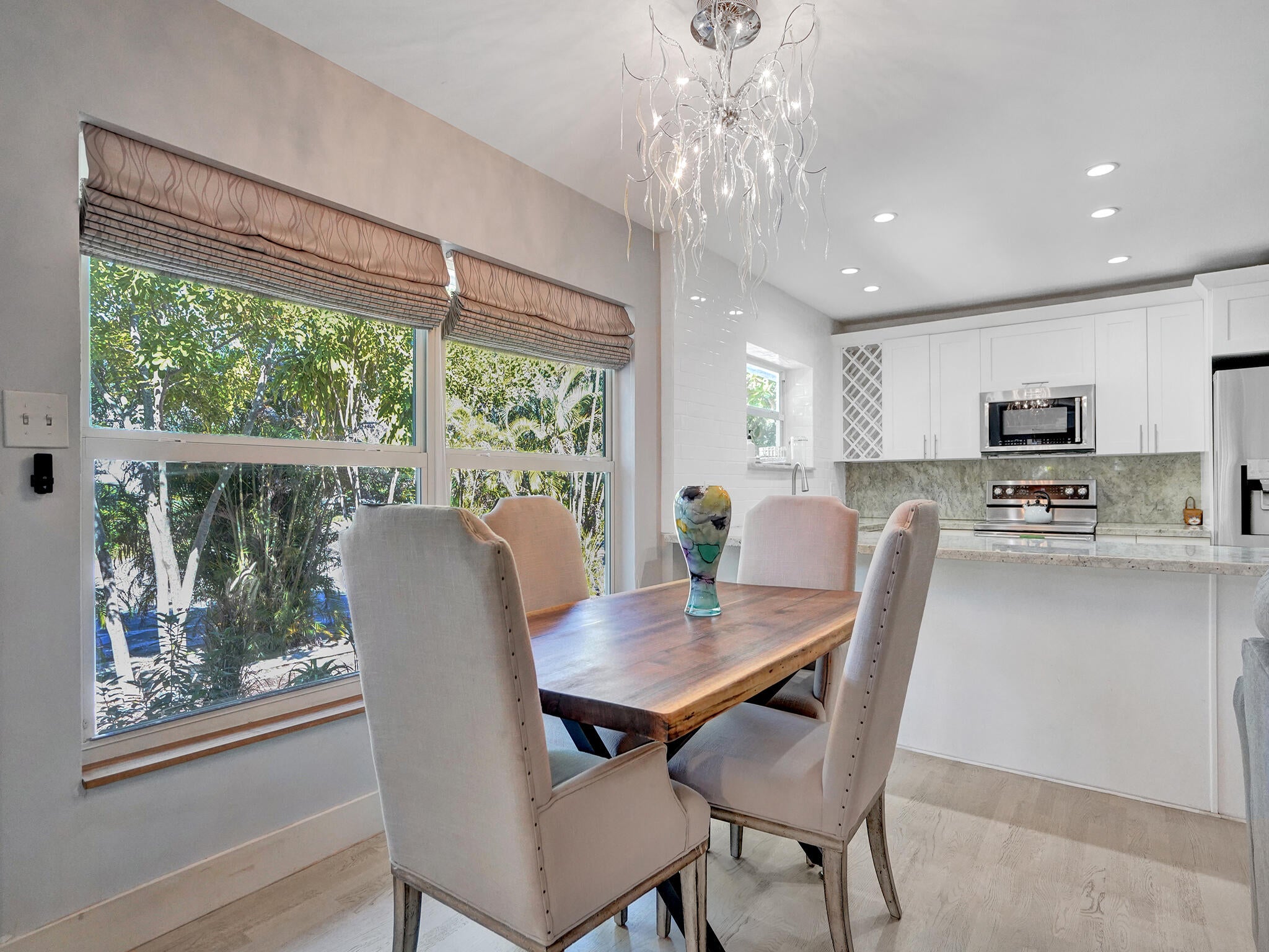 720 SW 11th Court