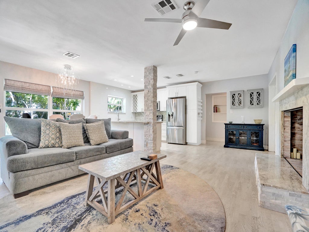 Photo of 720 SW 11th Court, Fort Lauderdale, FL 33315 (MLS # B26085382)