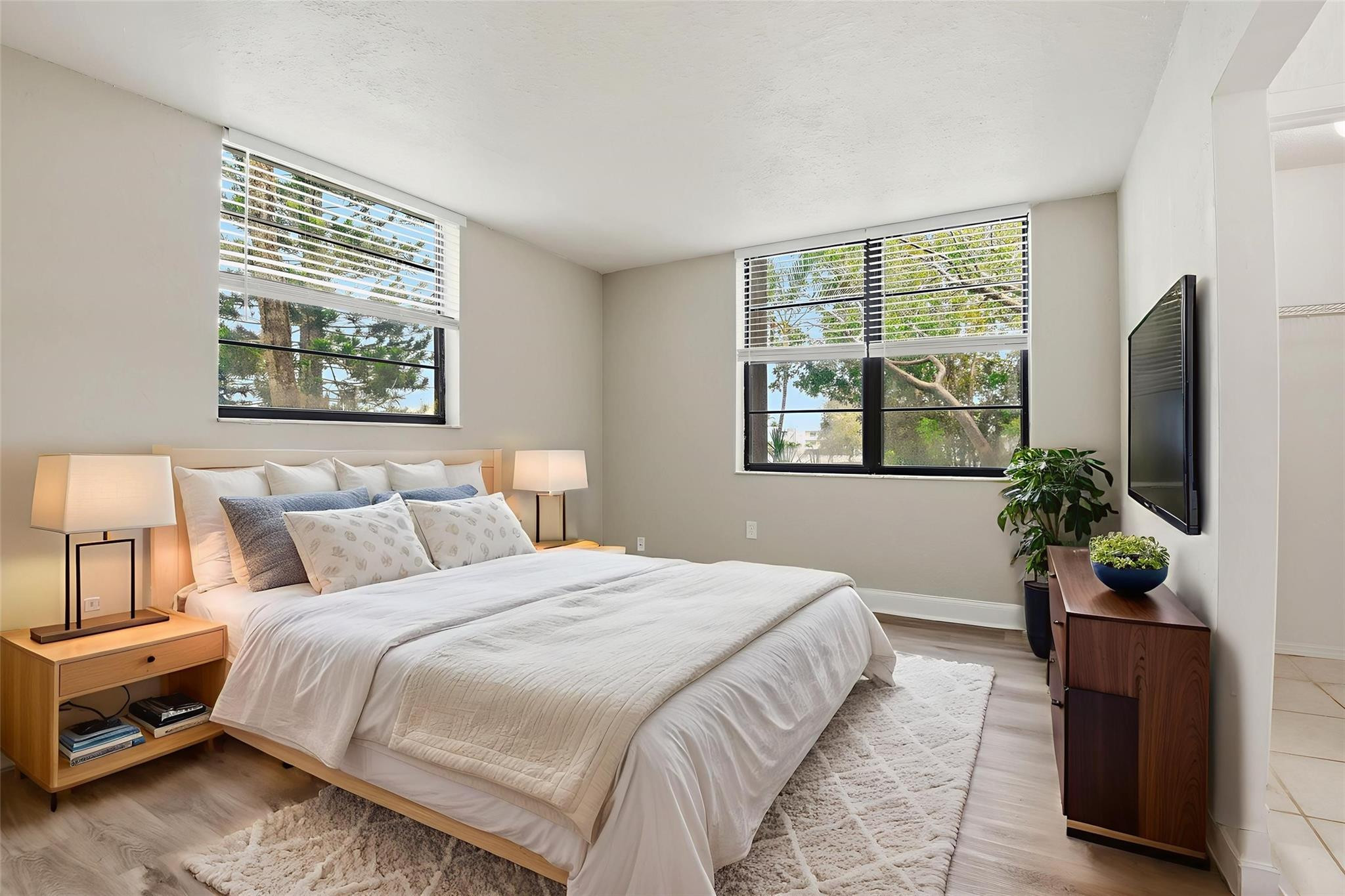 GARDENS OF KENDALL SO CON - Residential