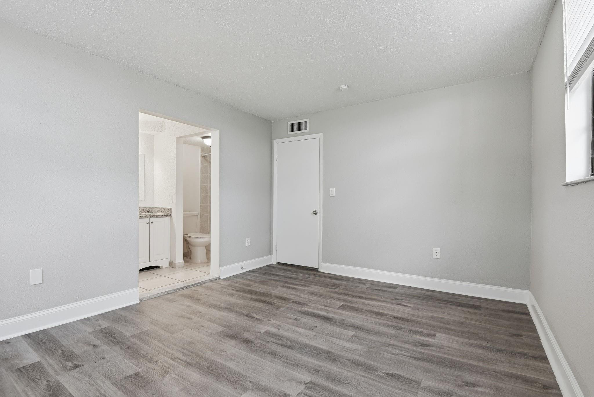 GARDENS OF KENDALL SO CON - Residential