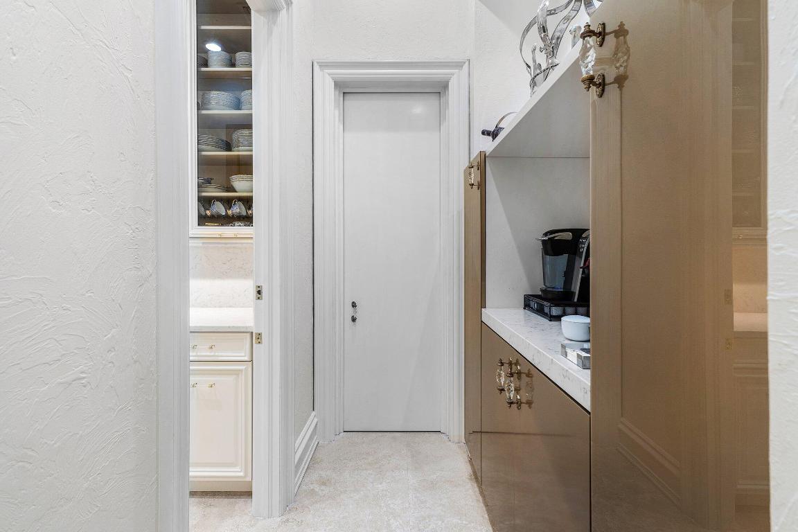 MIZNER LAKE ESTATES - Residential