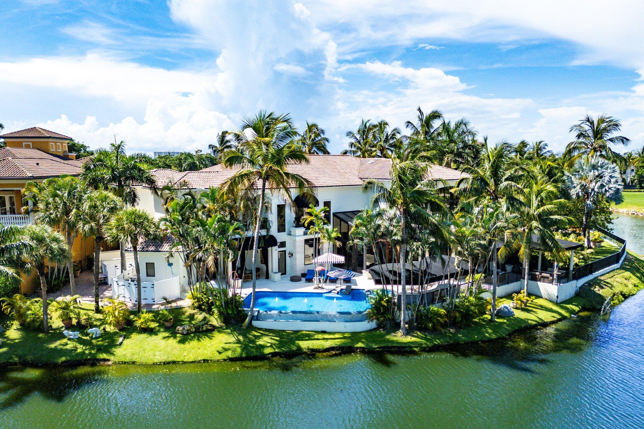 MIZNER LAKE ESTATES - Residential