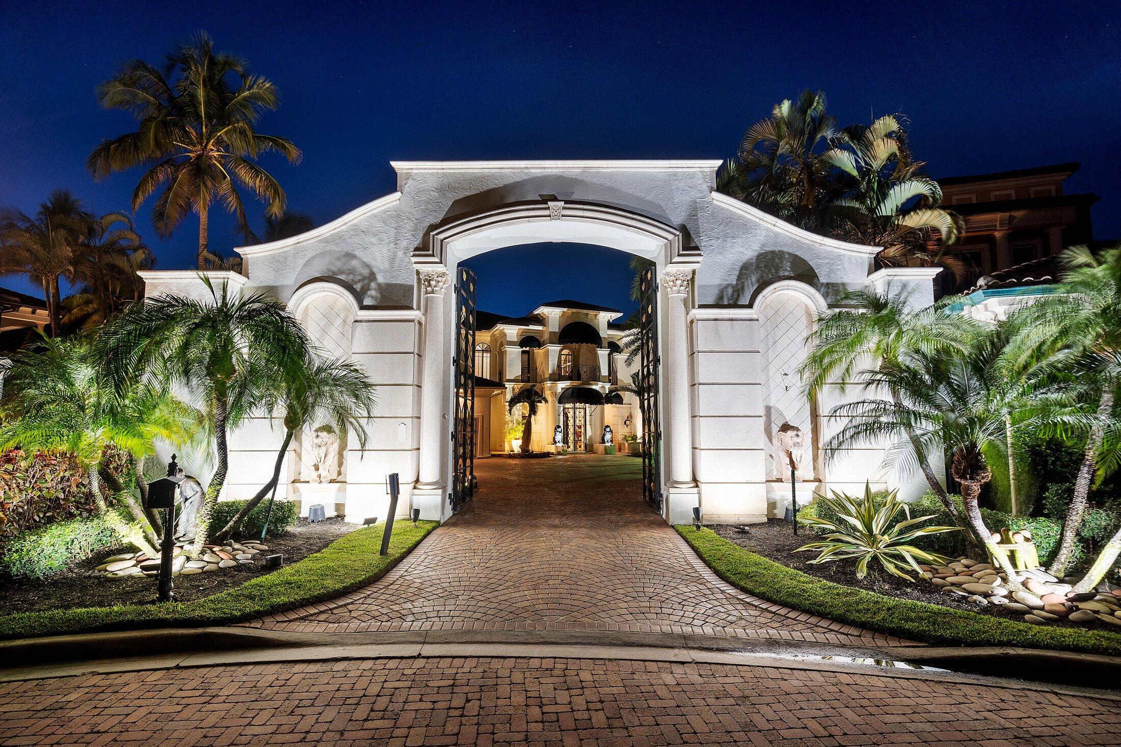 MIZNER LAKE ESTATES - Residential