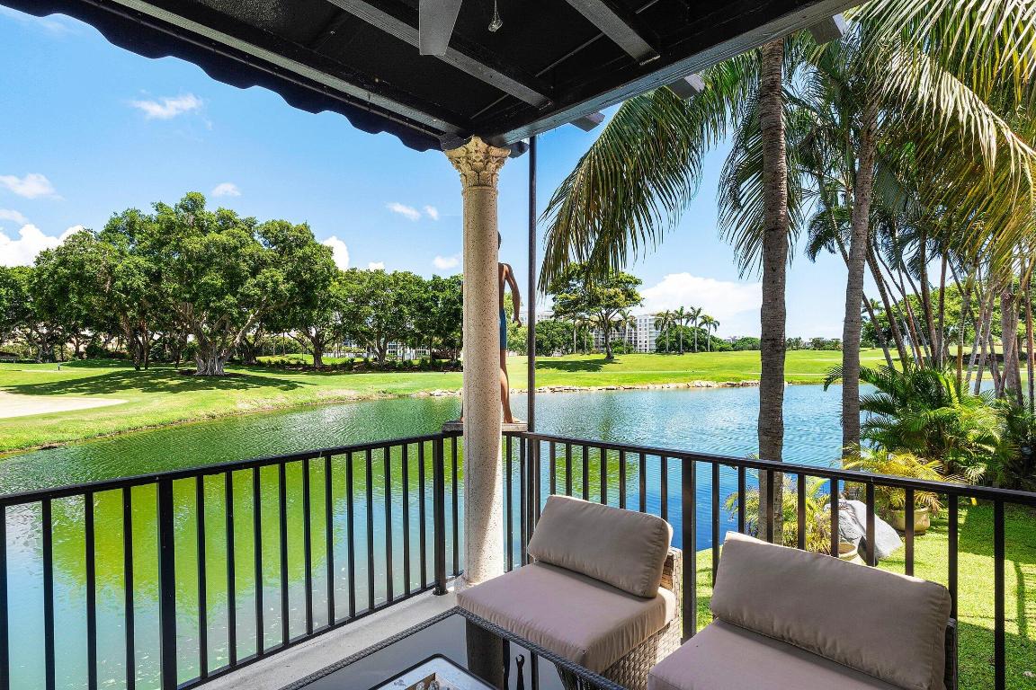 MIZNER LAKE ESTATES - Residential