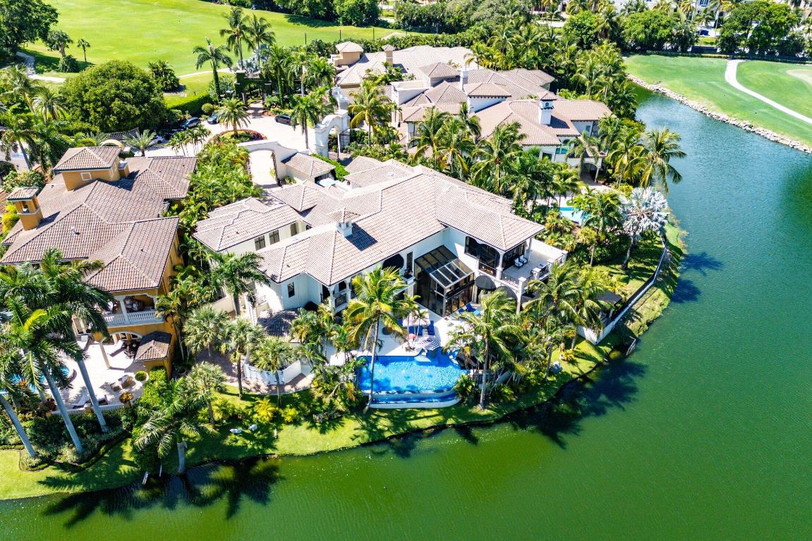 MIZNER LAKE ESTATES - Residential