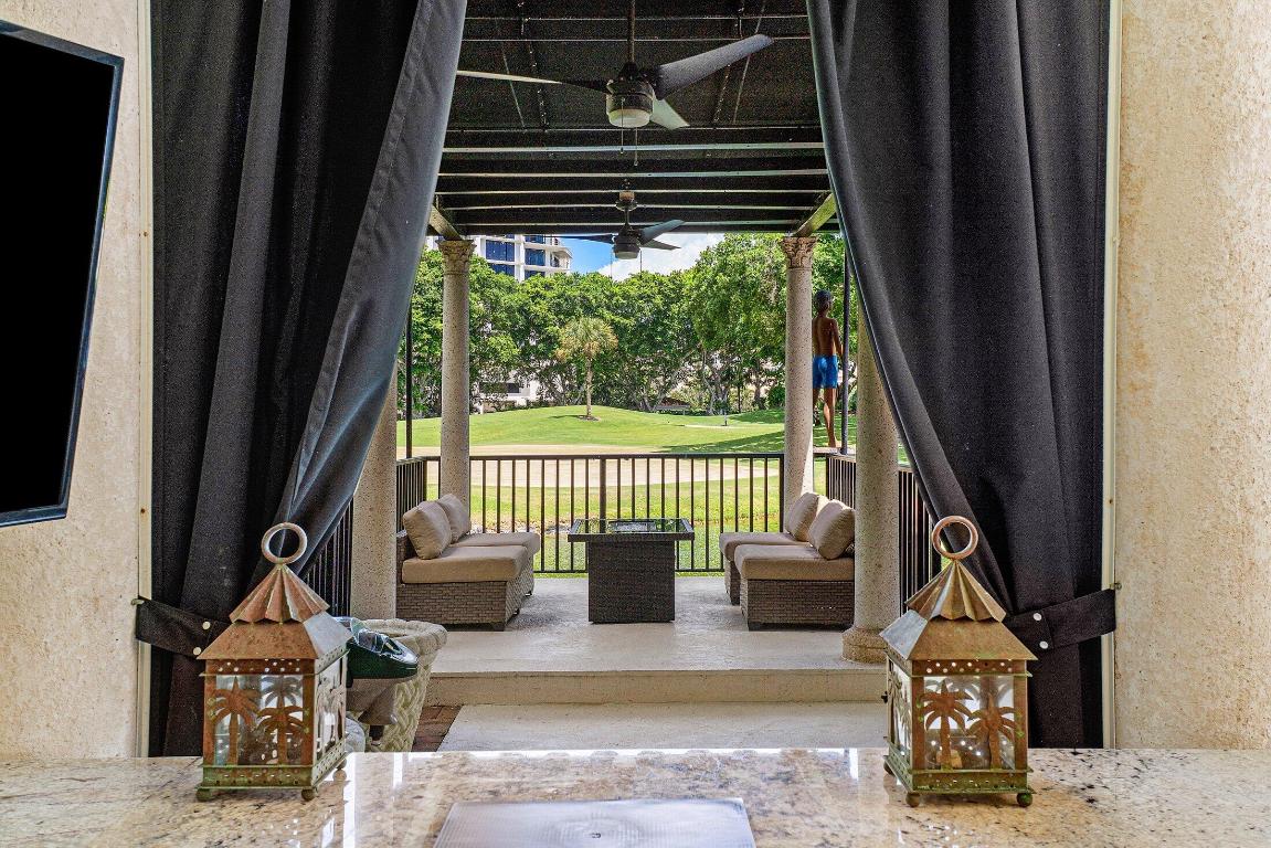 MIZNER LAKE ESTATES - Residential