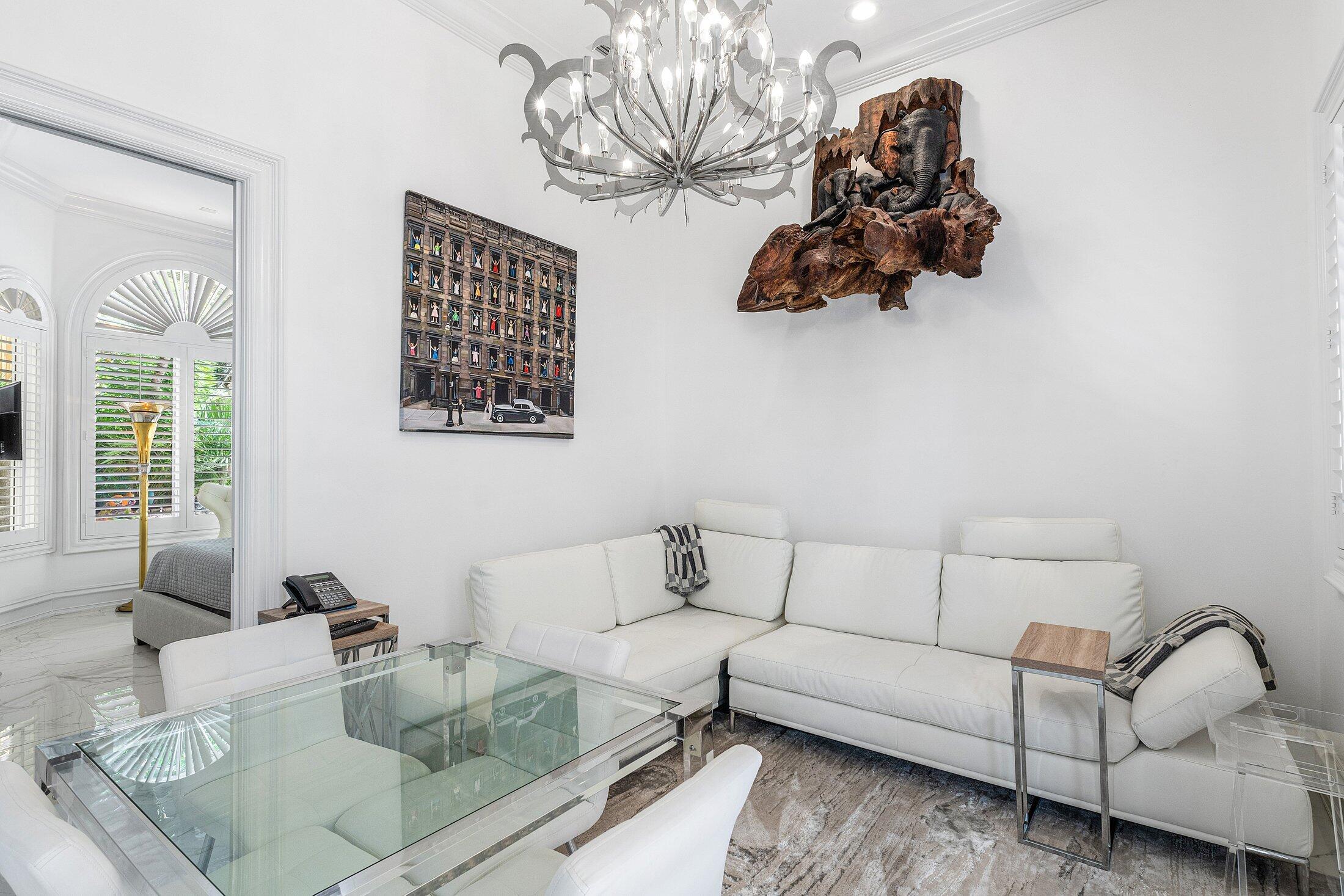 MIZNER LAKE ESTATES - Residential