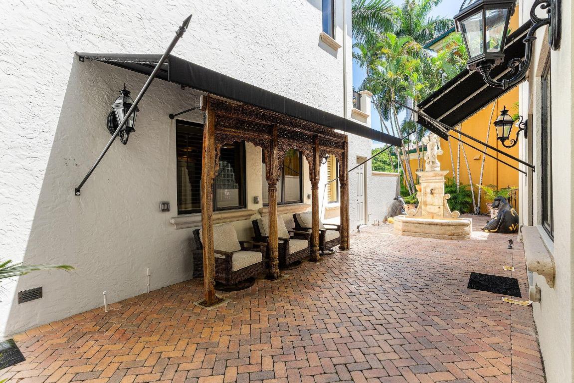 MIZNER LAKE ESTATES - Residential