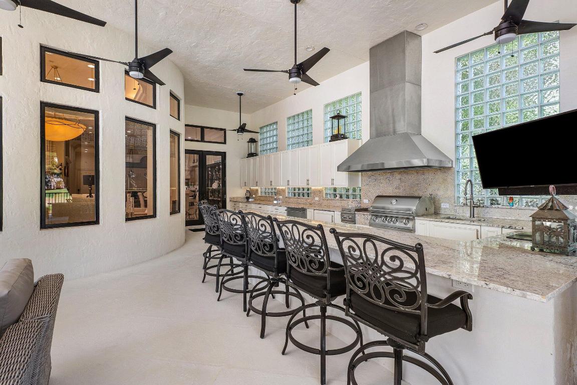 MIZNER LAKE ESTATES - Residential