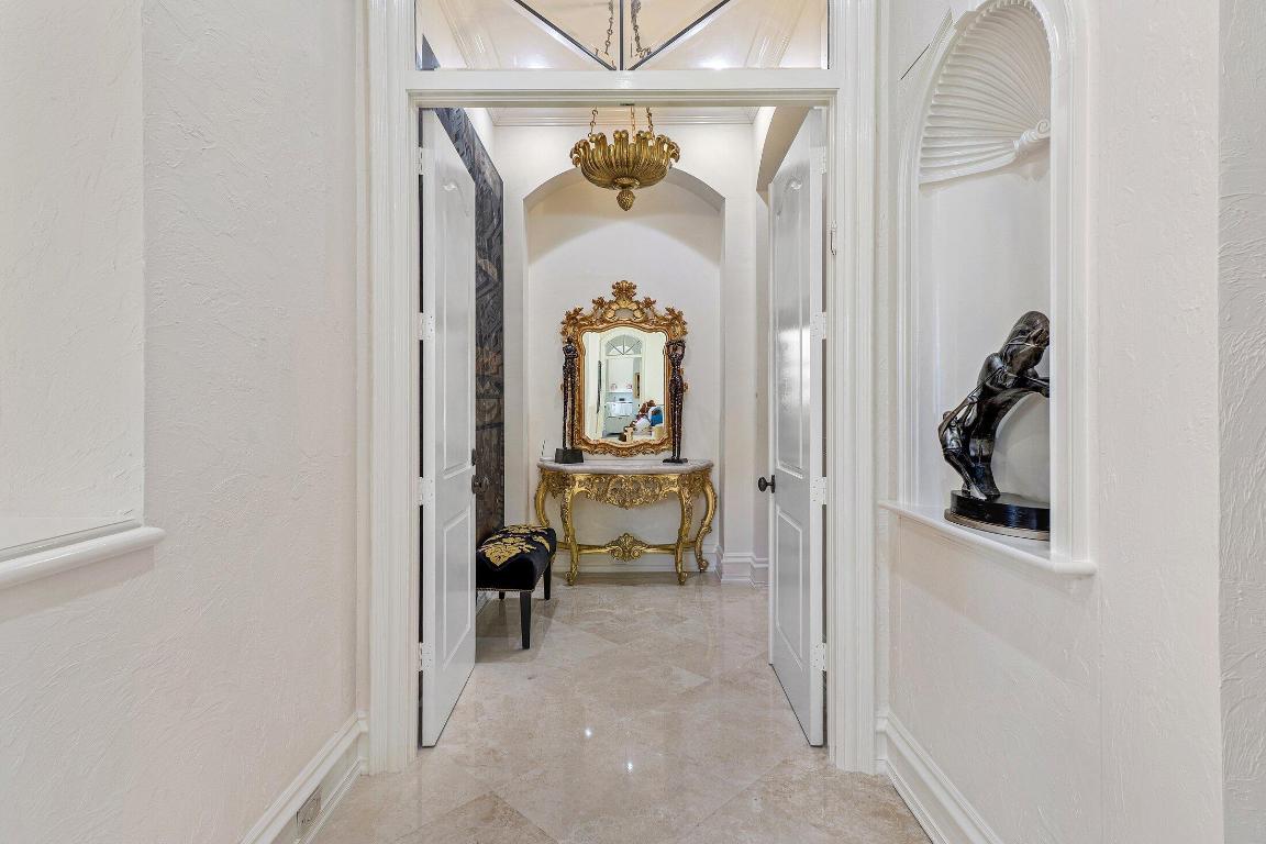 MIZNER LAKE ESTATES - Residential