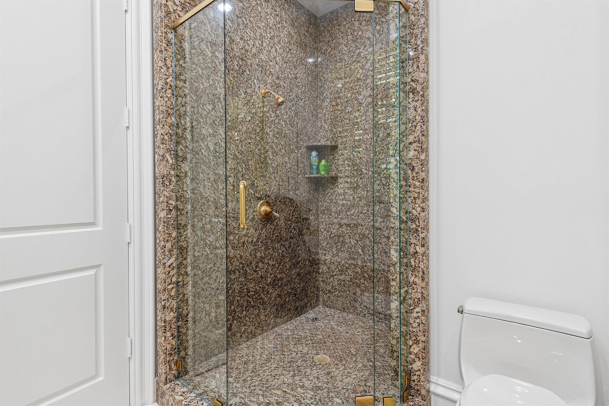 MIZNER LAKE ESTATES - Residential