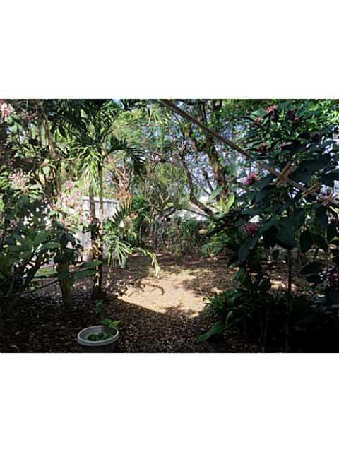 RAVENSWOOD NORTH 108-45 B - Residential