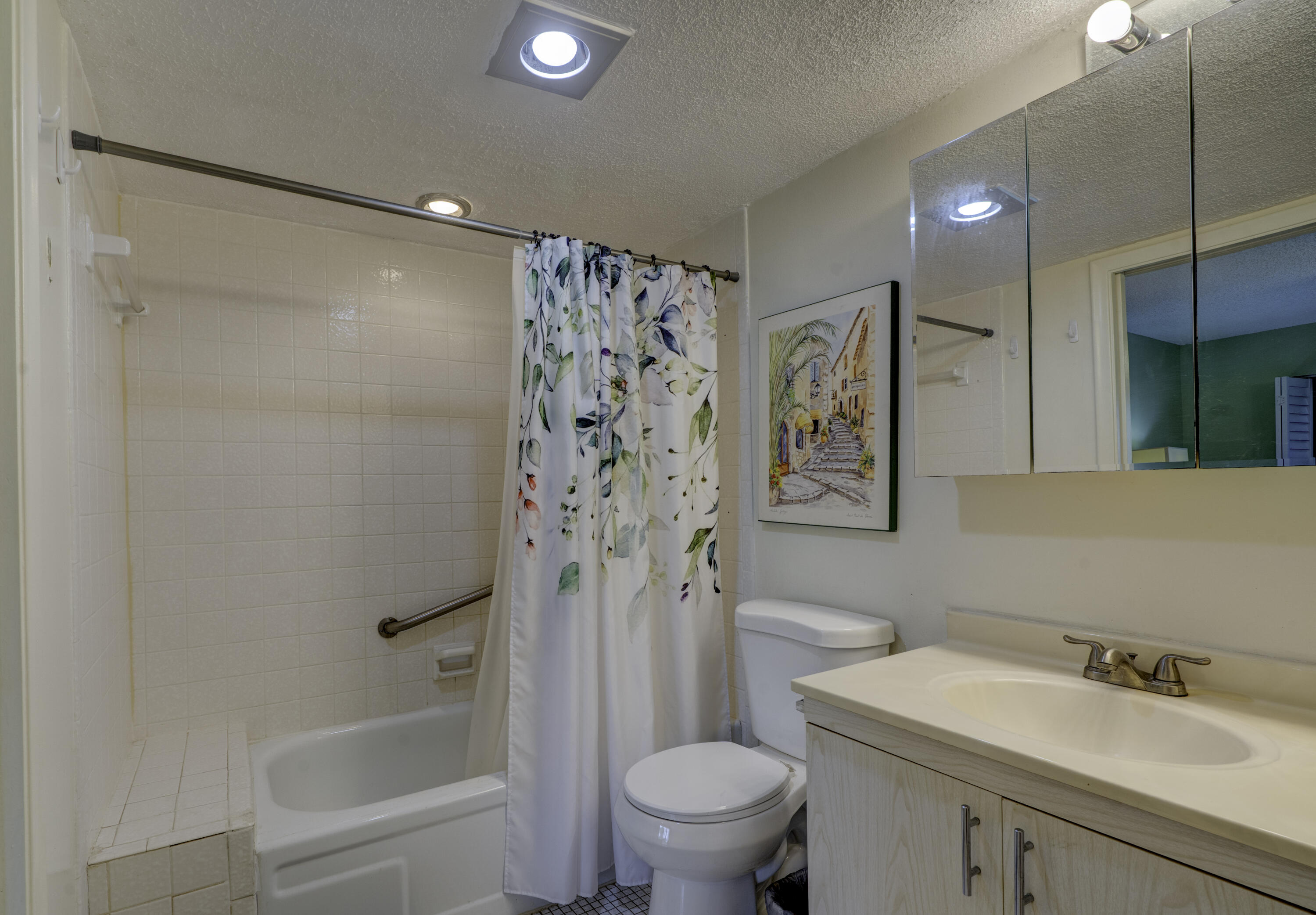 PORTOFINO VILLAGE 2-B CONDO - Residential