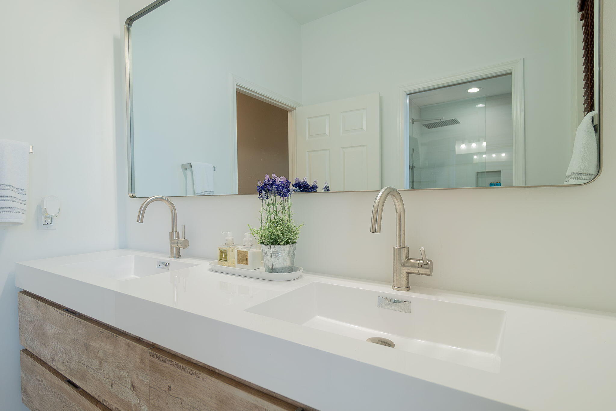 LAKEFIELD OF THE LANDINGS AT WELLINGTON 3A - Residential Lease