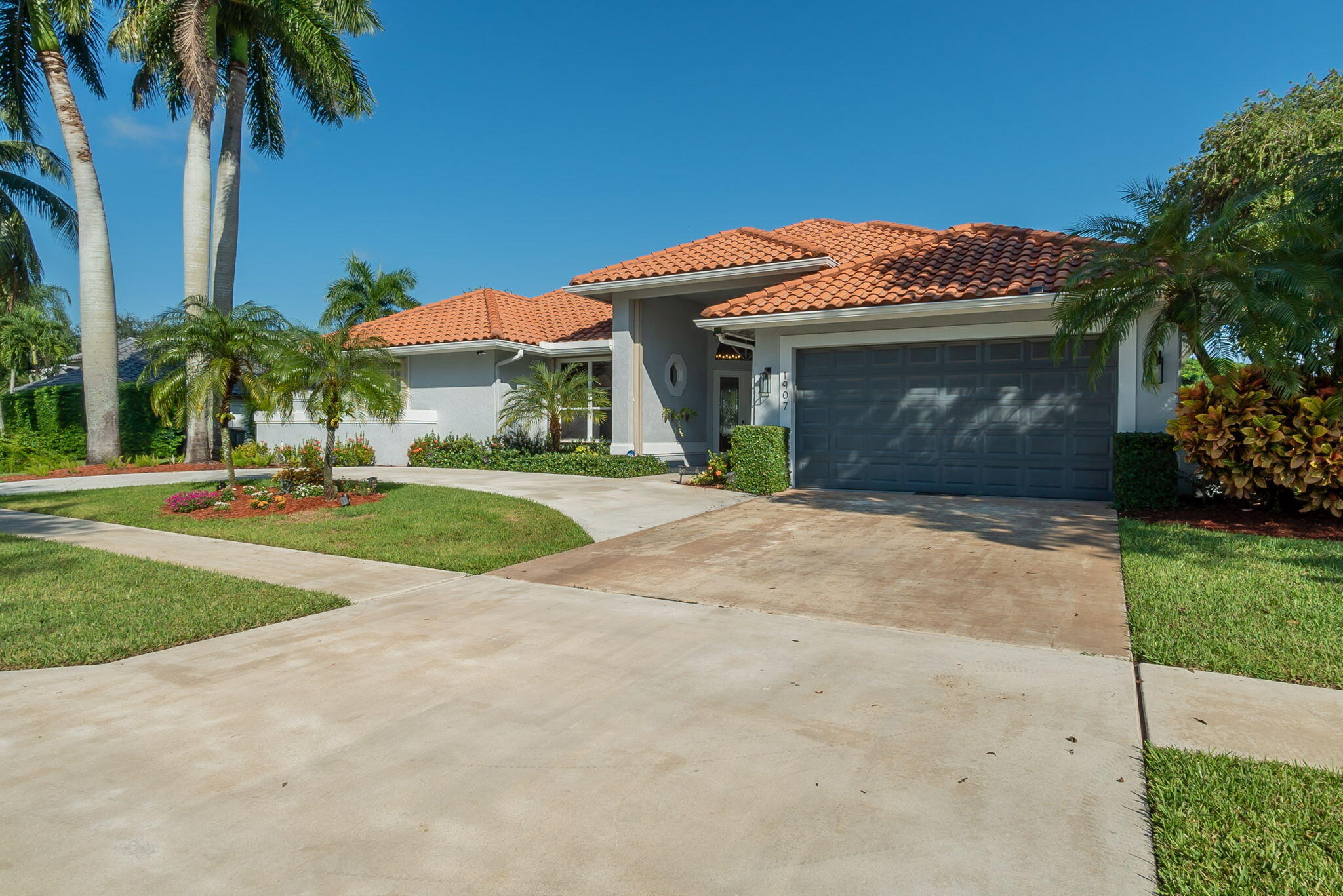 LAKEFIELD OF THE LANDINGS AT WELLINGTON 3A - Residential Lease