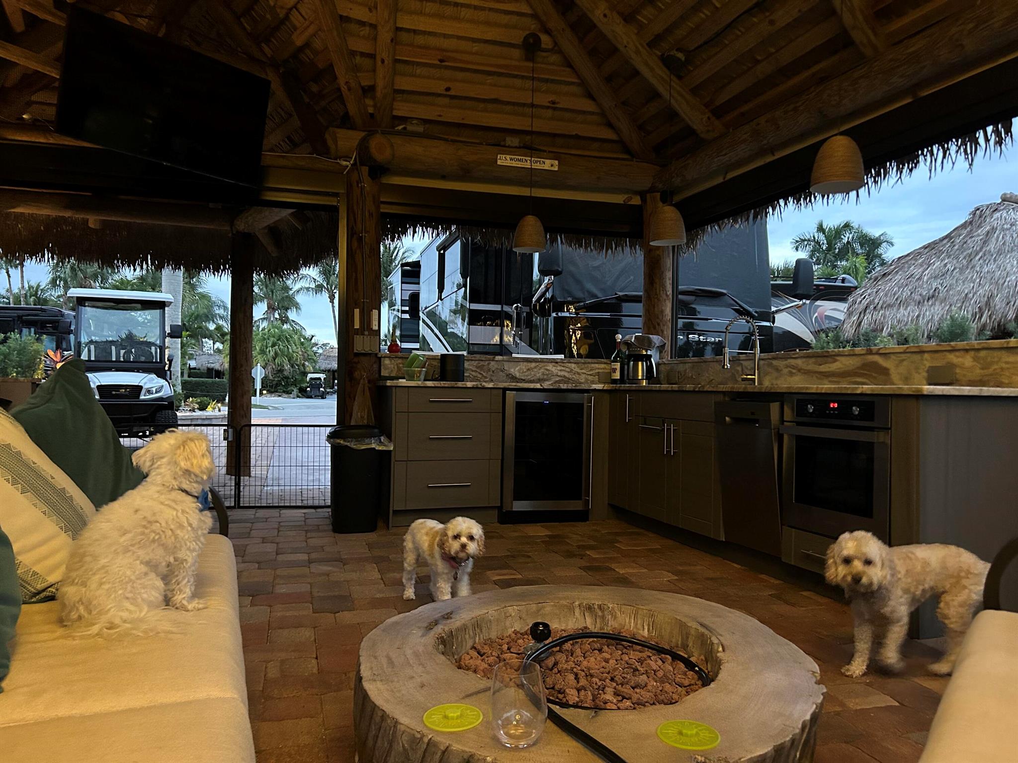 OUTDOOR RESORTS AT ST LUC - Land