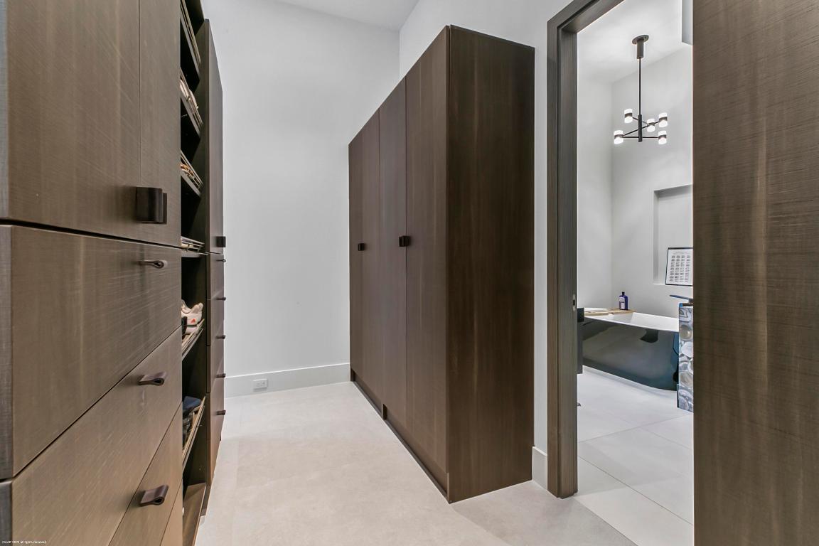 WELLINGTON PRESERVE - Residential