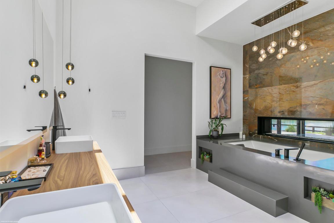 WELLINGTON PRESERVE - Residential