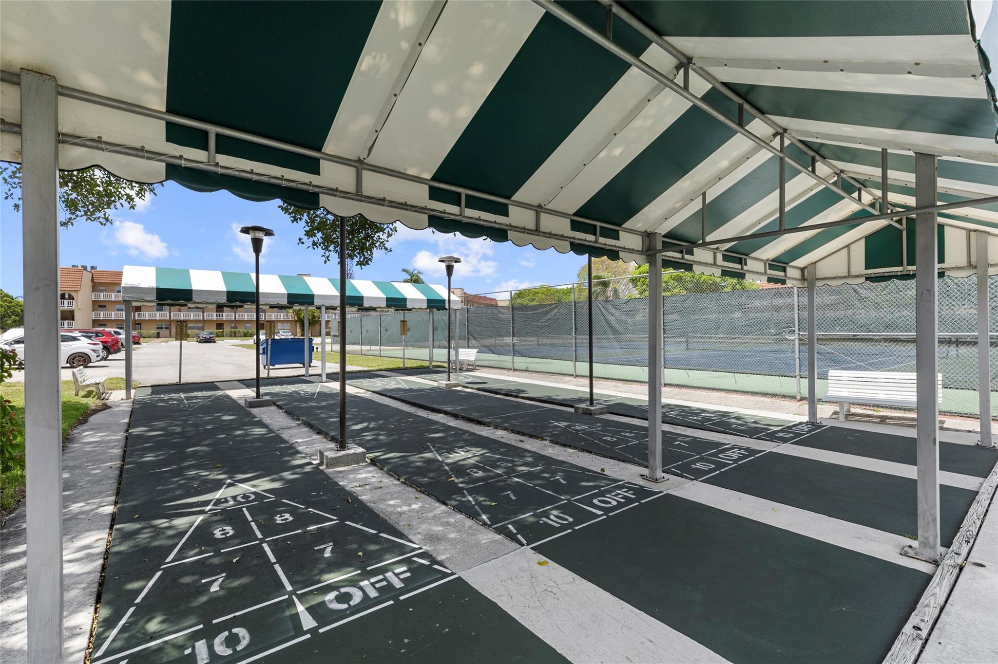 SUNRISE LAKES PHASE 3 - Residential