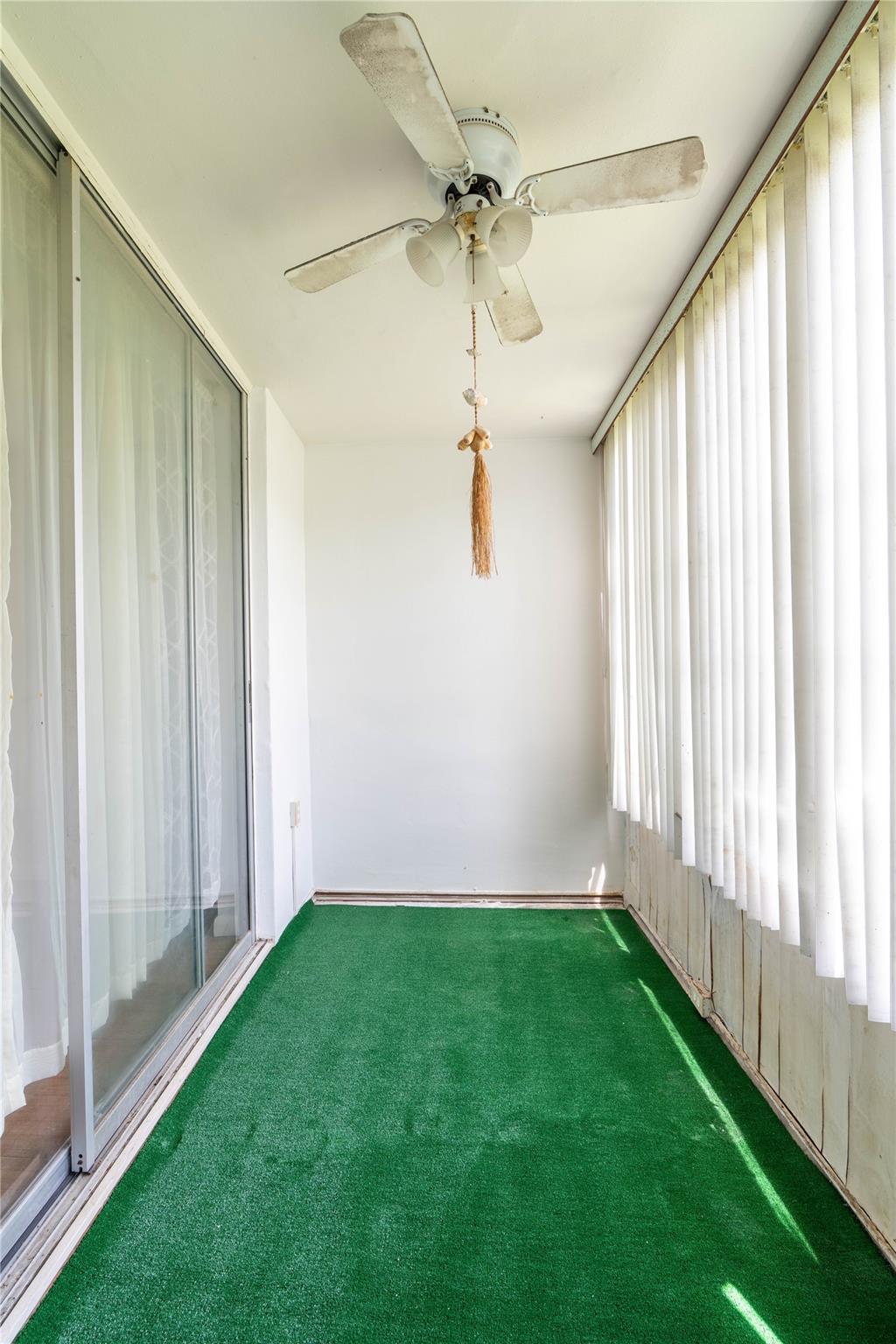 SUNRISE LAKES PHASE 3 - Residential