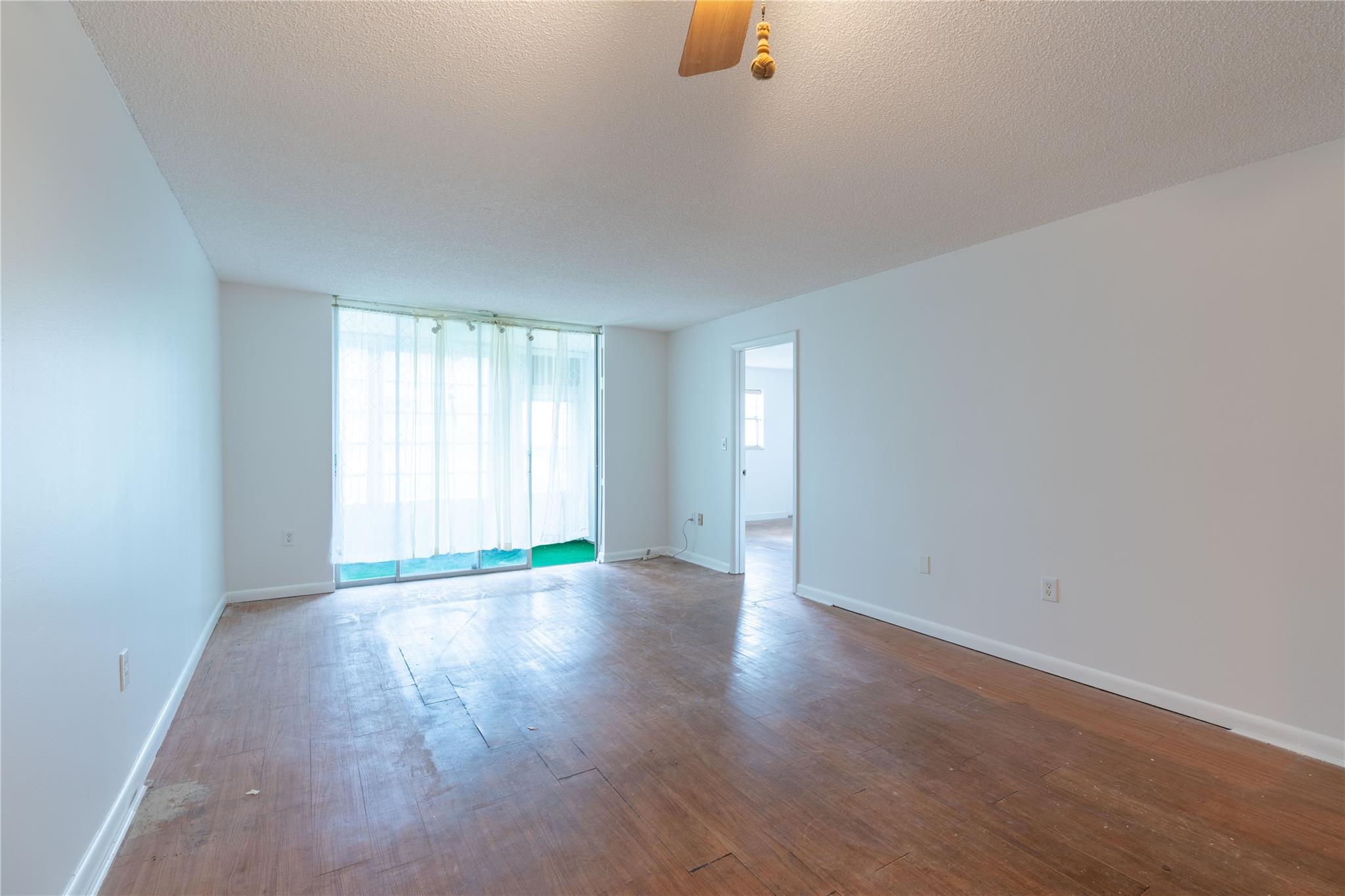 SUNRISE LAKES PHASE 3 - Residential