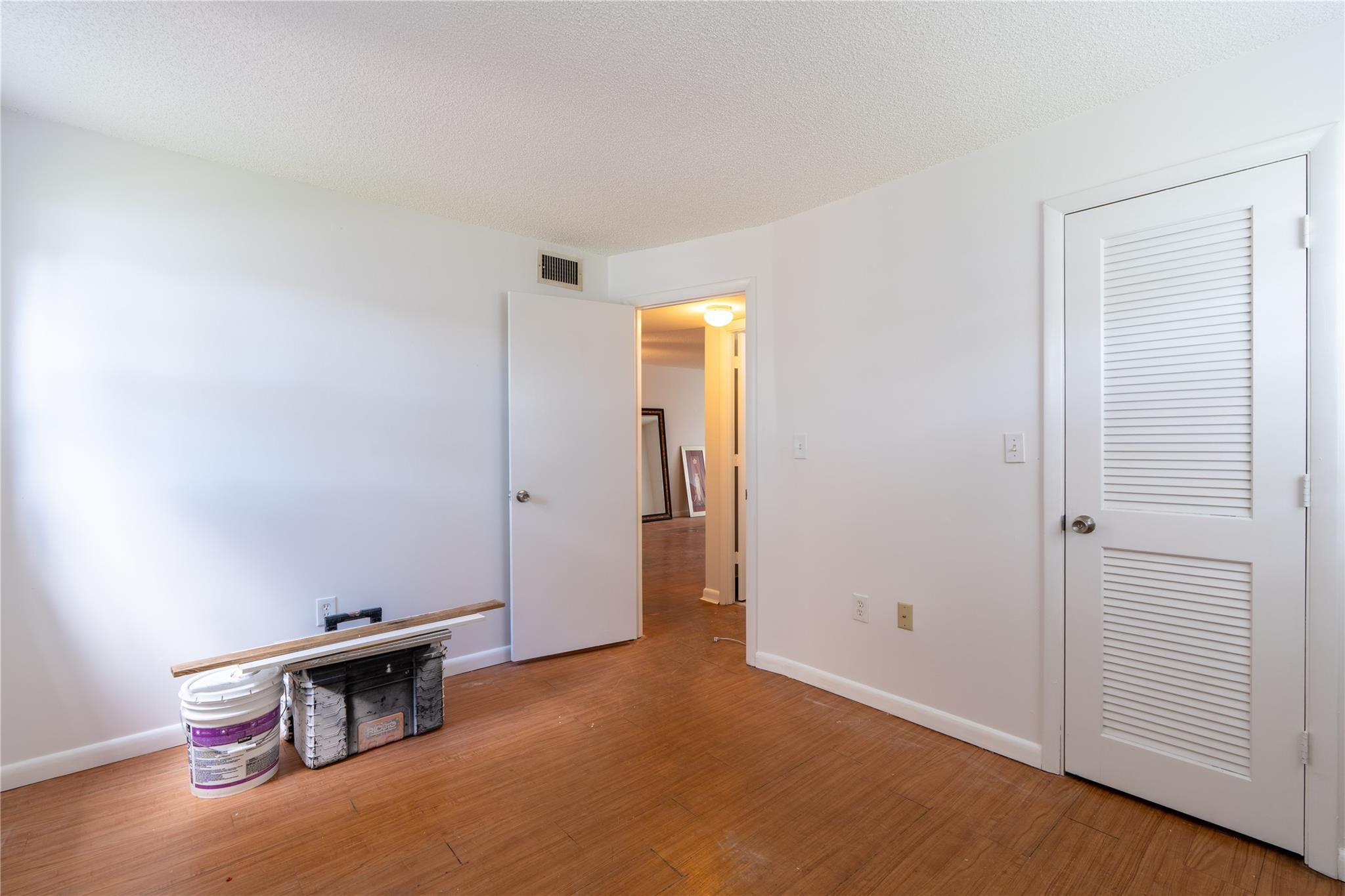 SUNRISE LAKES PHASE 3 - Residential