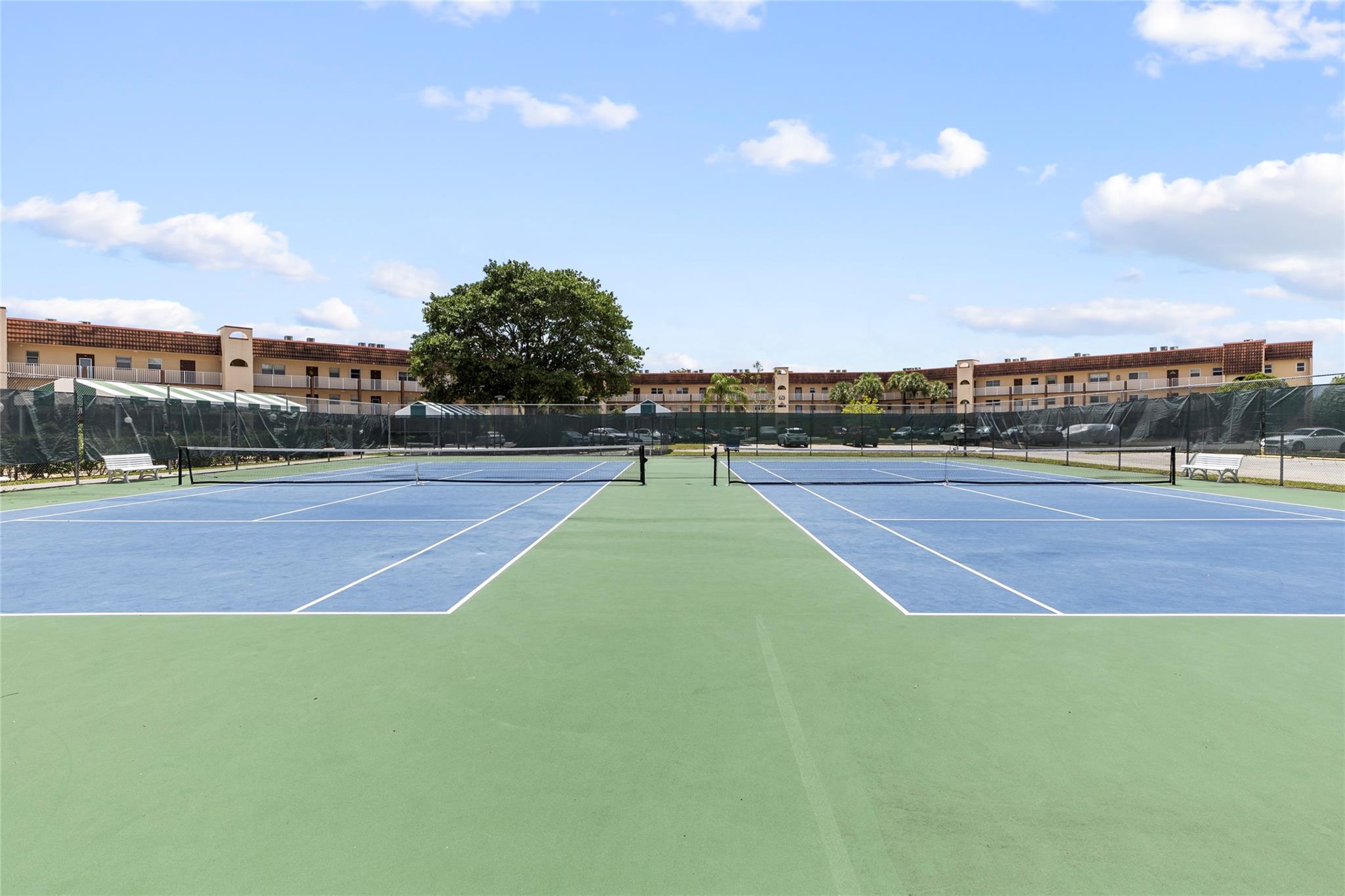 SUNRISE LAKES PHASE 3 - Residential