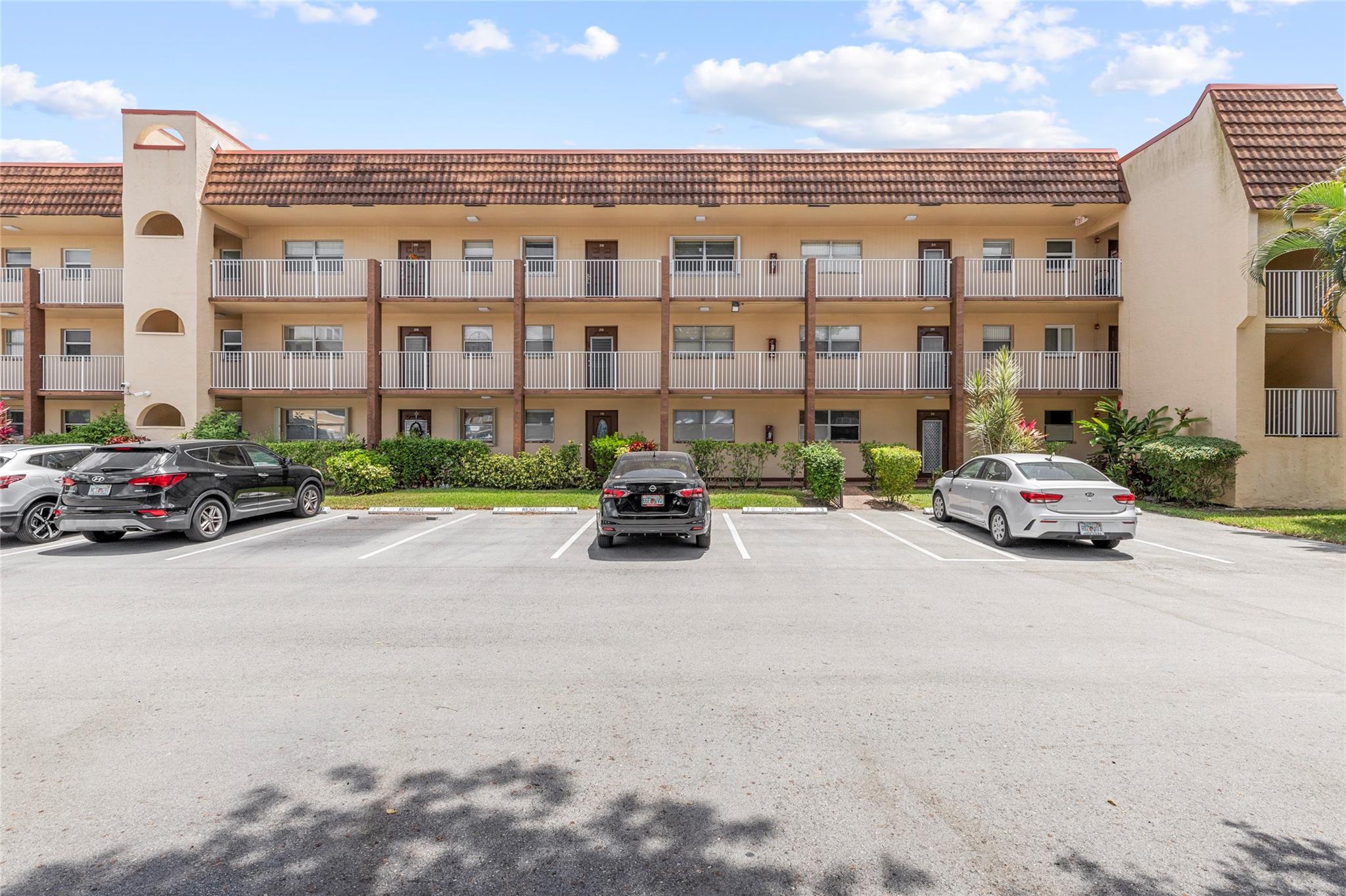 REDUCED FOR FAST SALE. Move in or update…Great 2-bedroom 2 bathroom located on ground floor corner unit. Reserved parking spot right in front. The clubhouse, pool, and tennis courts are right in front. Canal view in the back. Updated about 15 years ago. Needs a fresh coat of paint. Brand new Air Conditioner (August 2024). Wooden Floors are in good condition. Kitchen with wood cabinets and high-quality appliances. Great for a handy person to do the upgrades over time. Located in a fabulous, friendly, and social part of Sunrise Lakes. Easy access to the Main clubhouse, saunas, BBQ, picnic areas, billiards, theater, courtesy buses to stores, and Sawgrass Mills Mall.