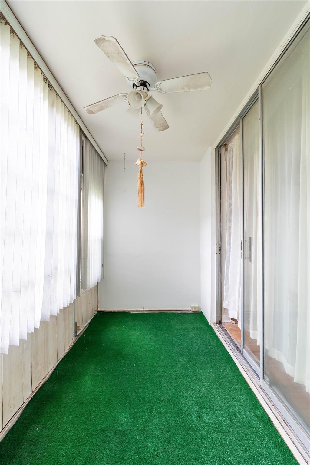 SUNRISE LAKES PHASE 3 - Residential