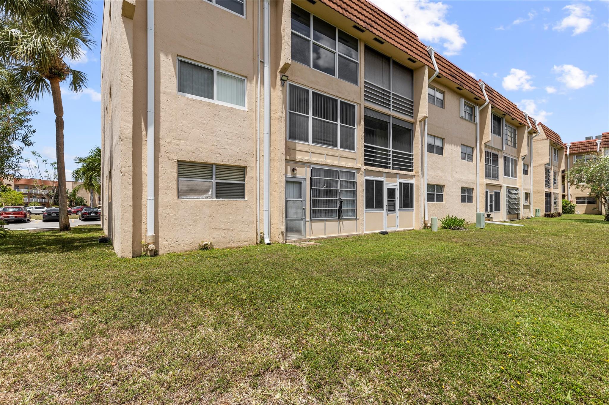 SUNRISE LAKES PHASE 3 - Residential