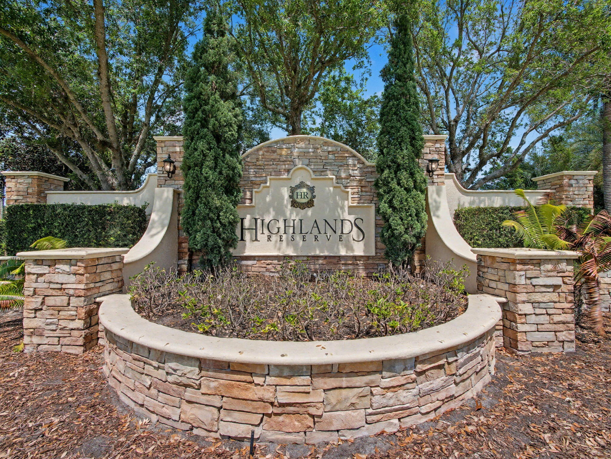 5621 SW Longspur Lane