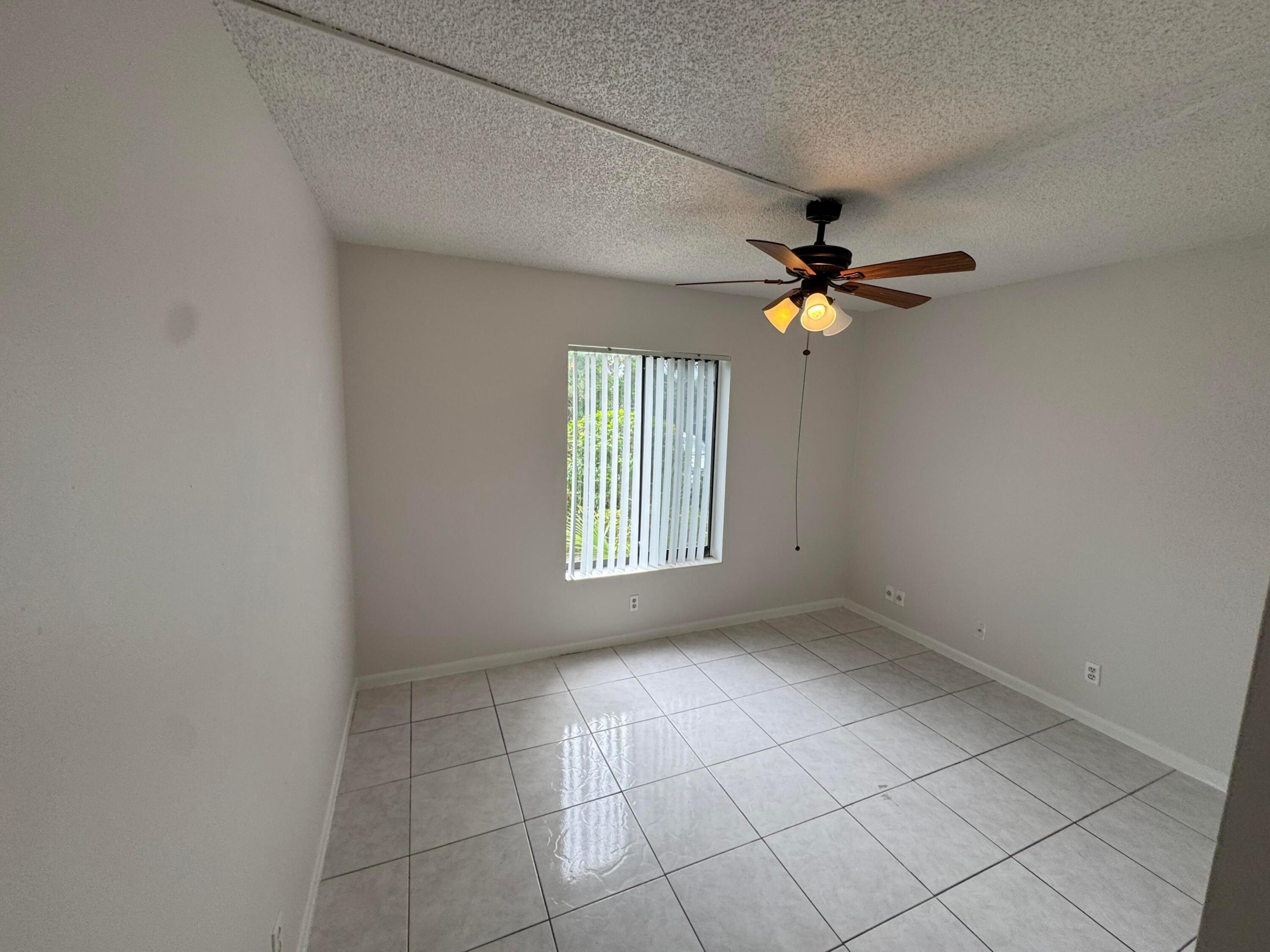 PALM CLUB VILLAGE II CONDO - Residential Lease