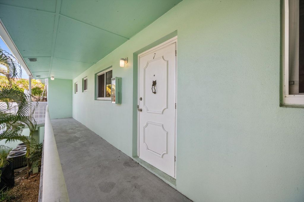 Photo of 421 S Lakeside Drive #7, Lake Worth Beach, FL 33460 (MLS # R11130234)