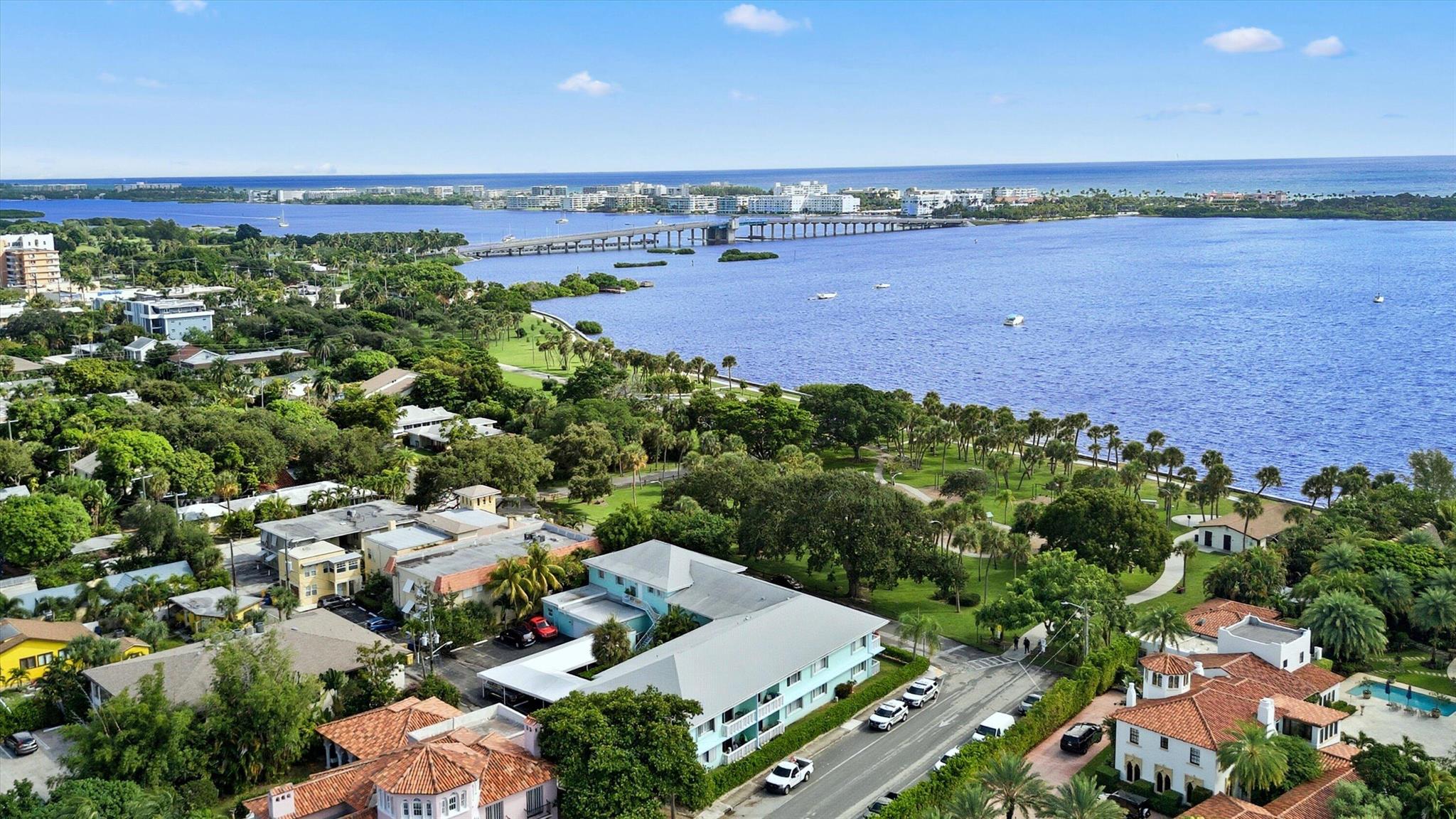FOUR TWENTY ONE CONDO - Residential