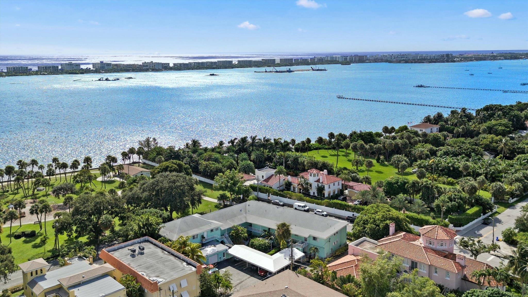 FOUR TWENTY ONE CONDO - Residential