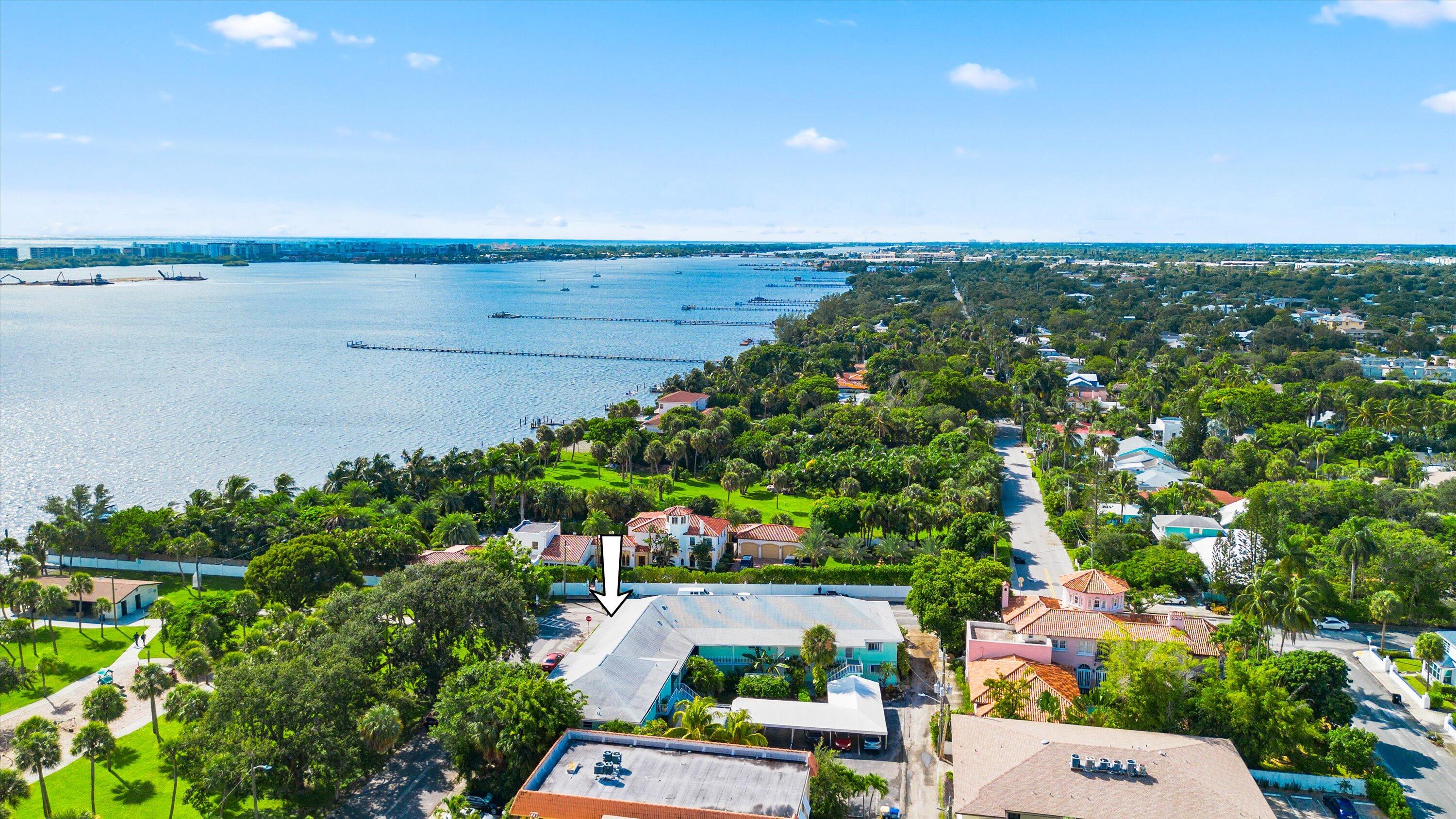 FOUR TWENTY ONE CONDO - Residential