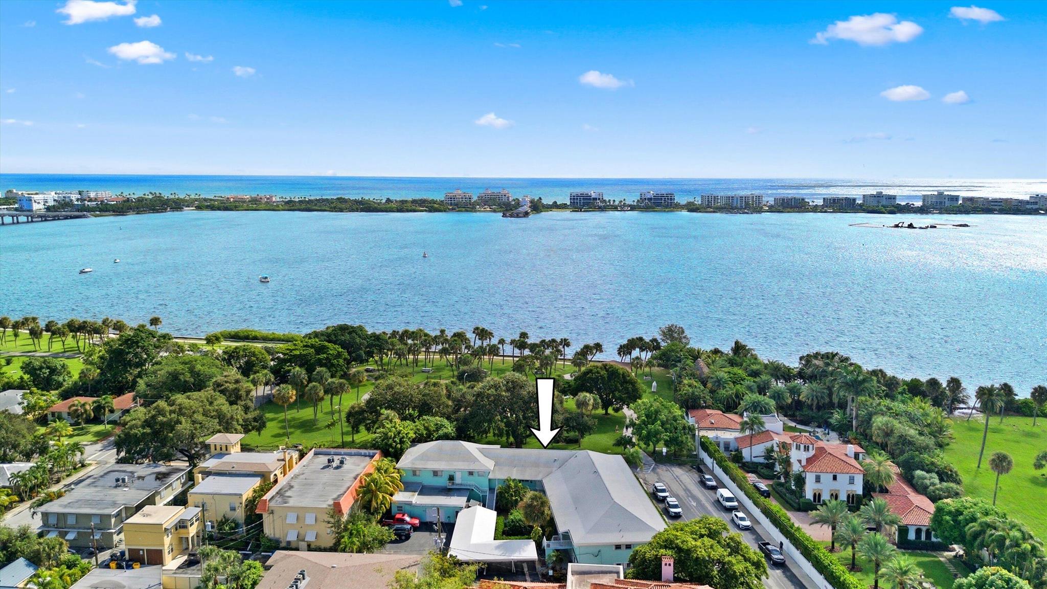 FOUR TWENTY ONE CONDO - Residential